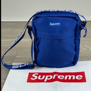 Supreme Shoulder Bag Blue SS18